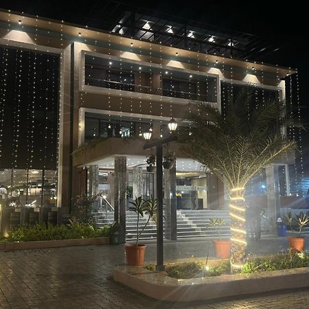 The Pavilion Park Resort Malegaon Exterior foto